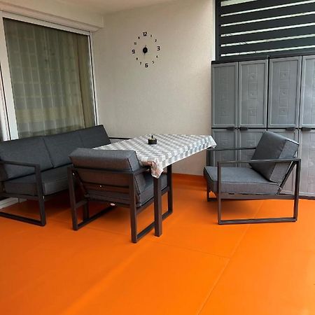 Appartamento Párizsi Udvar Prémium Apartman Debrecen Esterno foto