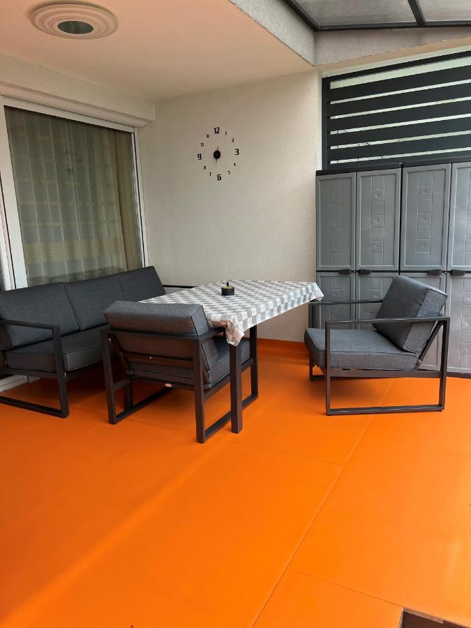 Appartamento Párizsi Udvar Prémium Apartman Debrecen Esterno foto